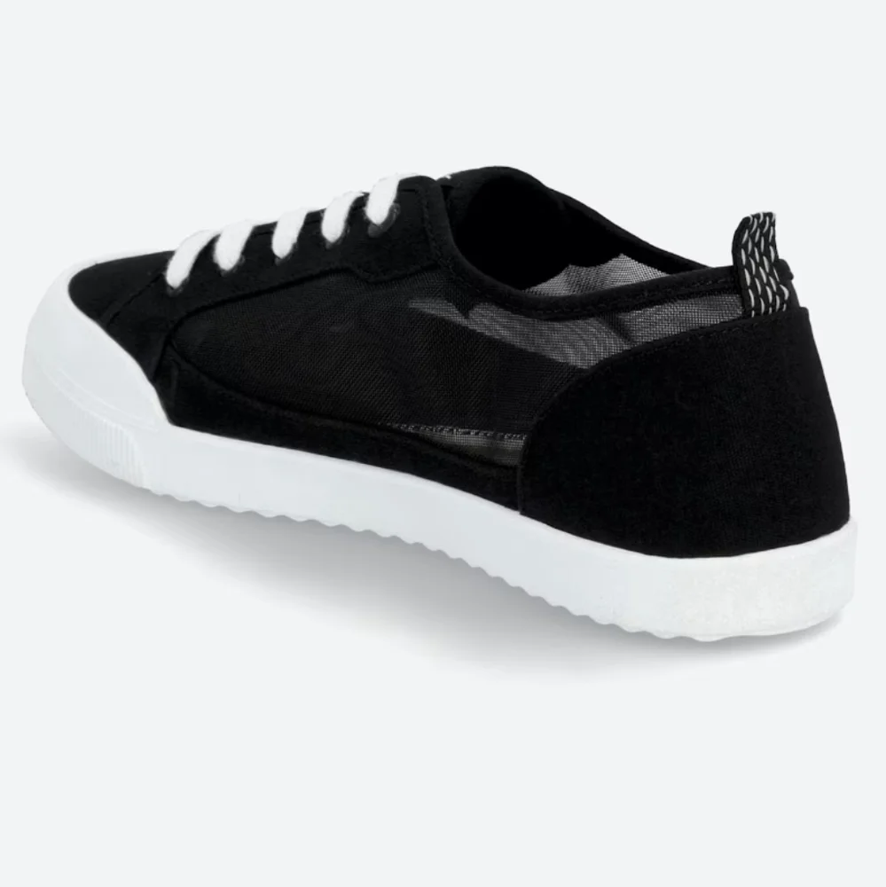 Roxy- Shorebreak Black Sneakers - Picture 3 of 5